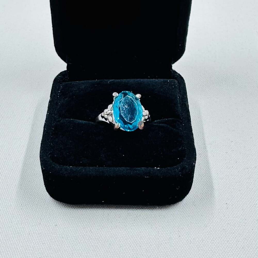 Vintage Simulated Blue Topaz Ring Size 6 Silver Tone Statement Jewelry